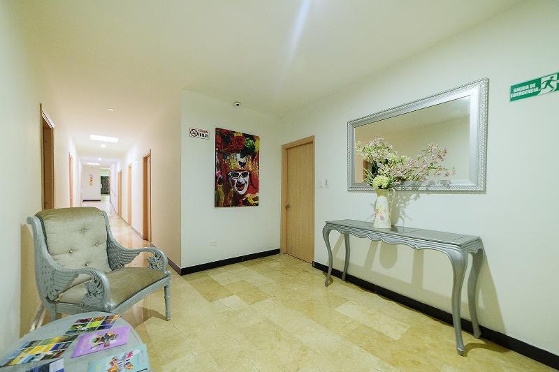 Plaza 43 Hotel 3*
